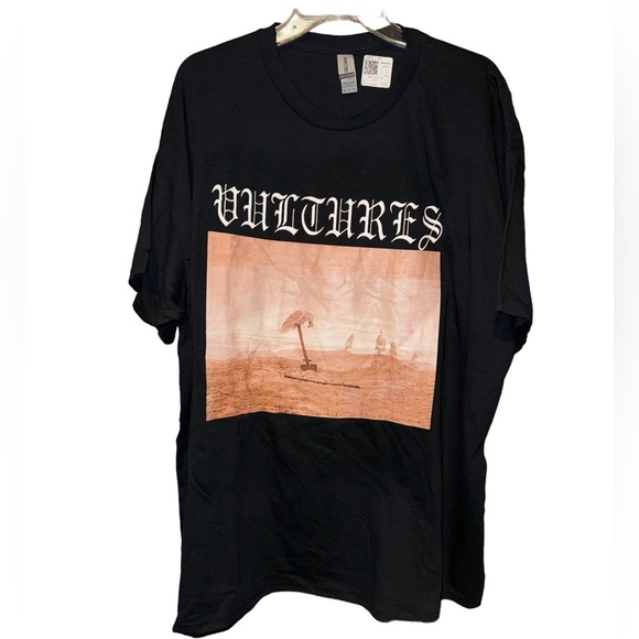 ⚫️ NWOT! Kanye West Vultures Album Cover Tshirt - Picture 2 of 5